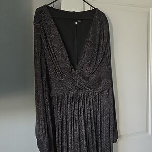 Shimmering Black Long Sleeve Dress